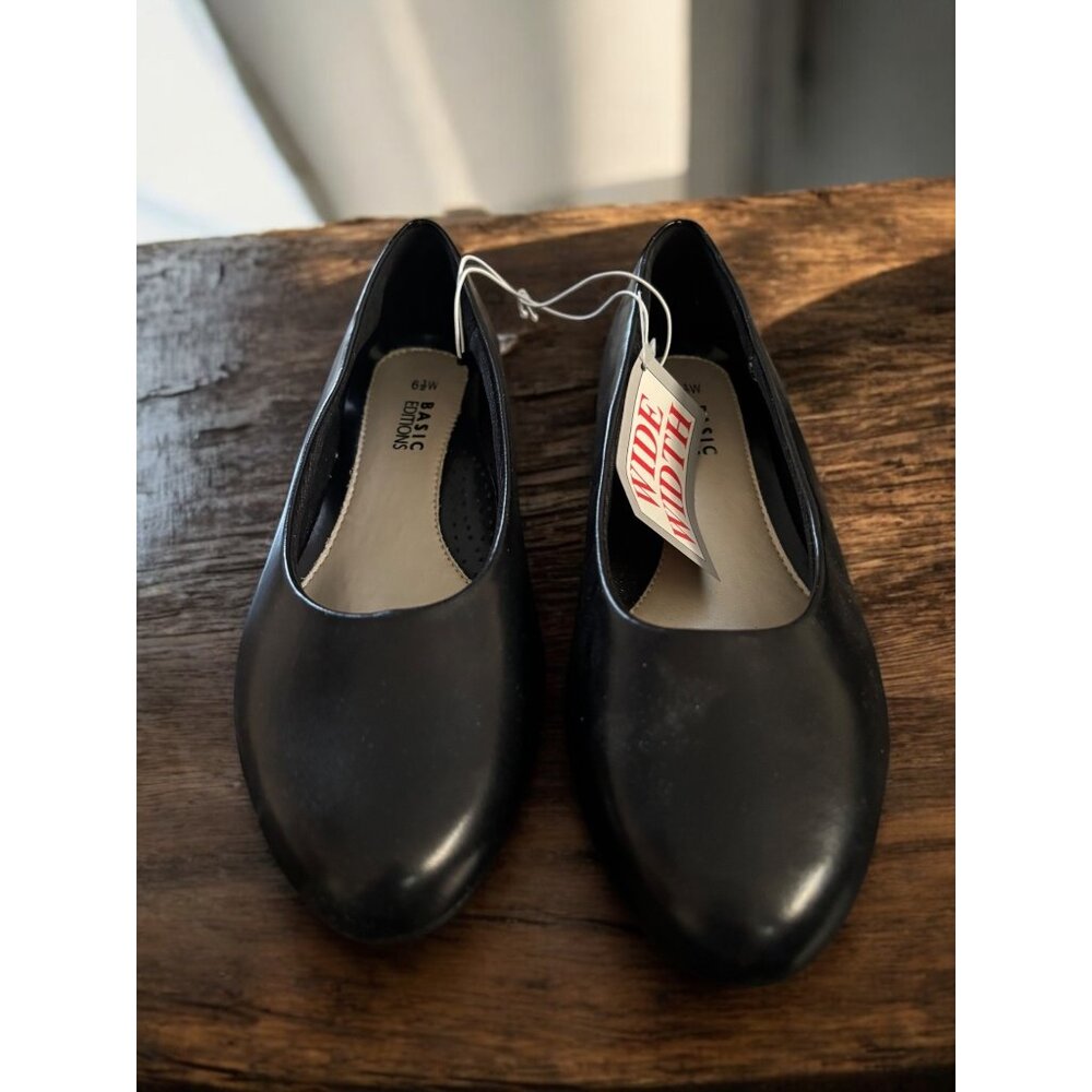 Basic Editions Women's Size 6.5W Black Flats New - Picture 2 of 6